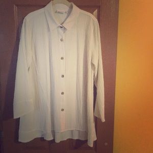 Habitat oversized women’s button up blouse